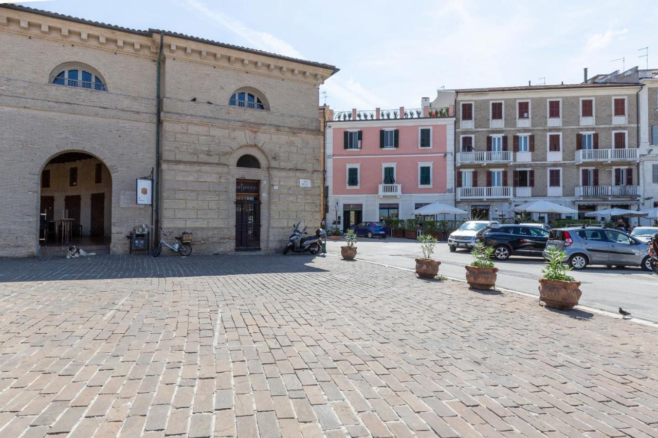 La Romantica Camere E Wellness Senigallia Eksteriør billede